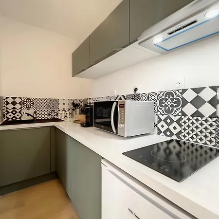 L'oustal Amans Rodat Apartament *