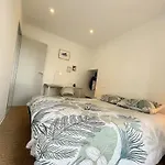L'oustal Amans Rodat Apartmán *