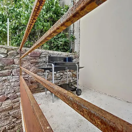 L'oustal Amans Rodat Апартаменты